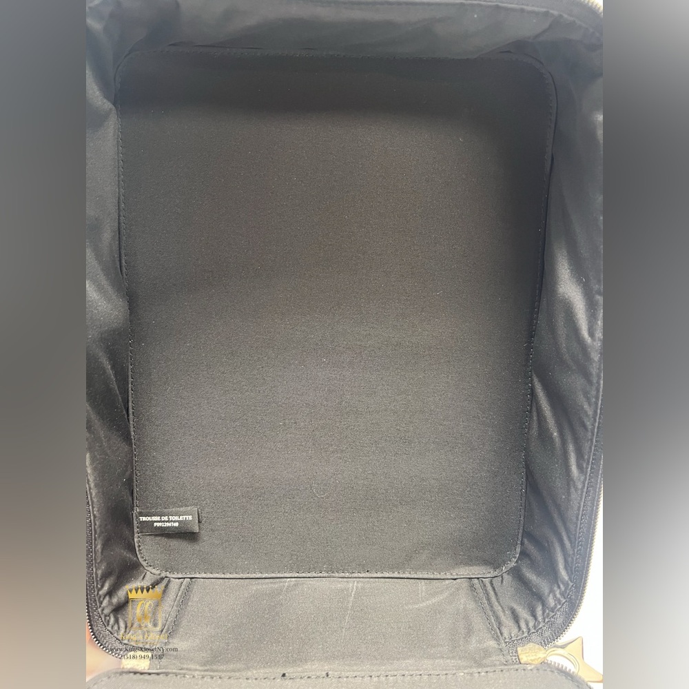 Dior Cosmetic Organizer - Picture 13 of 15